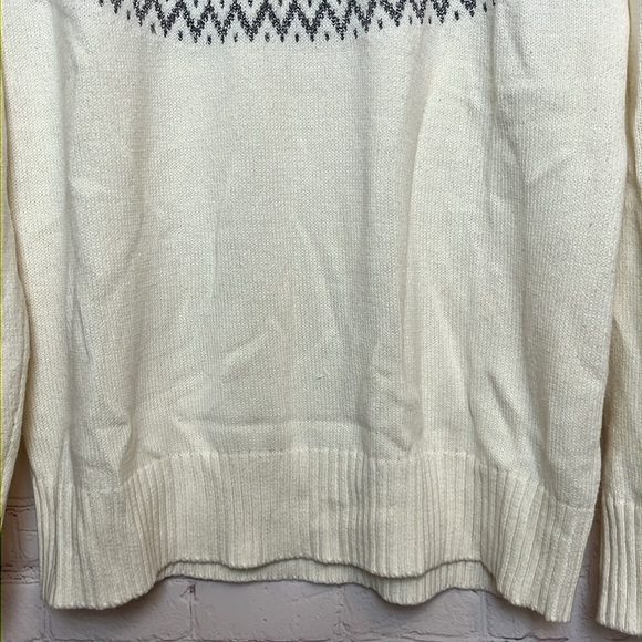 Charming Charlie Silver Metallic Accent Fair Isle Sweater - Picture 3 of 11